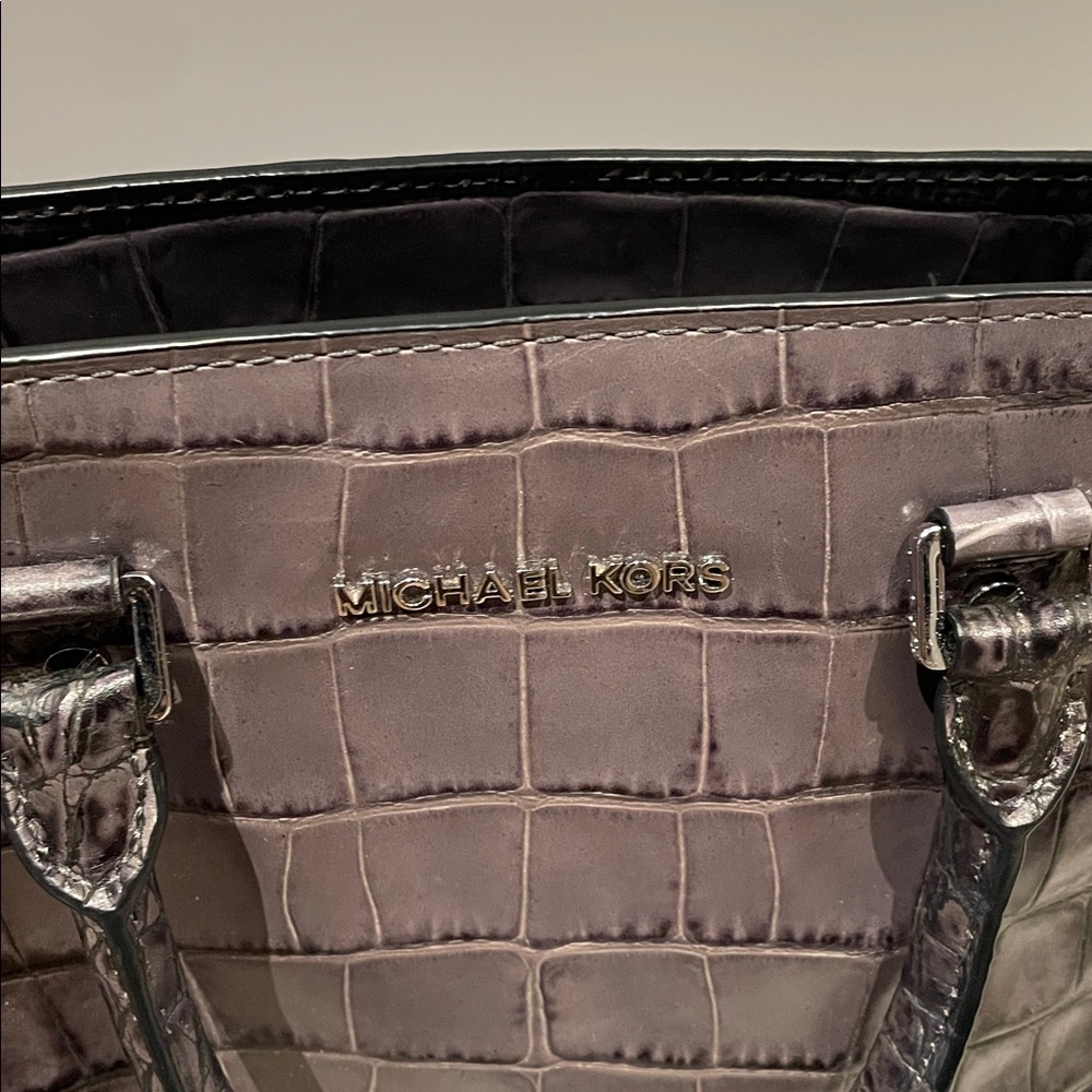 Michael Kors Ombré Gray Croc-Embossed Leather Satchel | Crossbody | Excellent - Picture 13 of 16